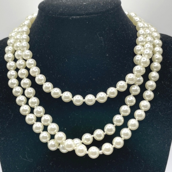 Lady Remington Jewelry - Lady Remington Vintage Glass Faux Pearl Long Strand Necklace 48"